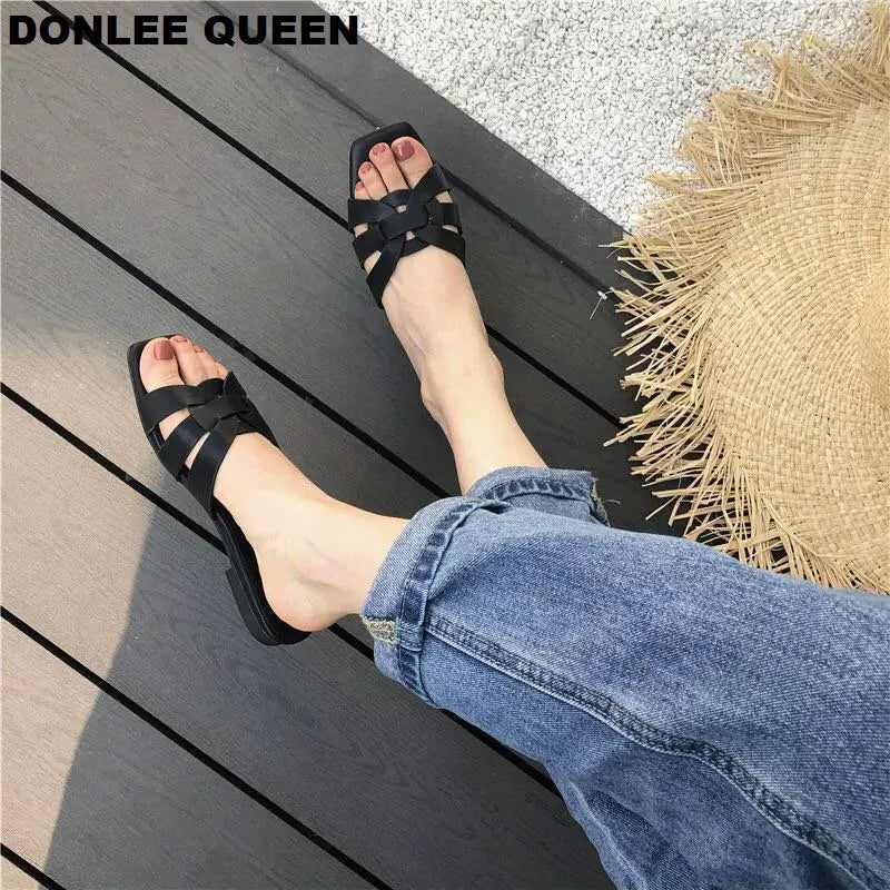 Donlee Queen Sandals