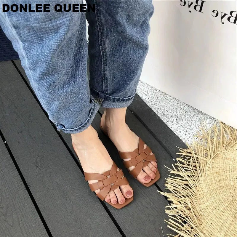 Donlee Queen Sandals