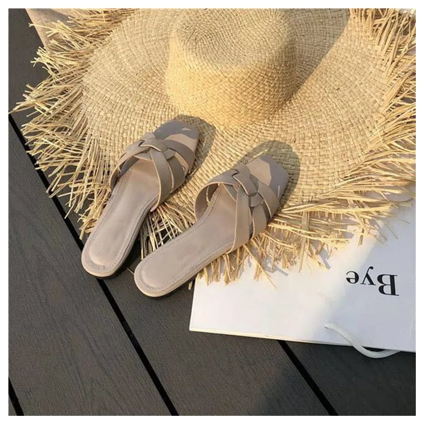 Donlee Queen Sandals
