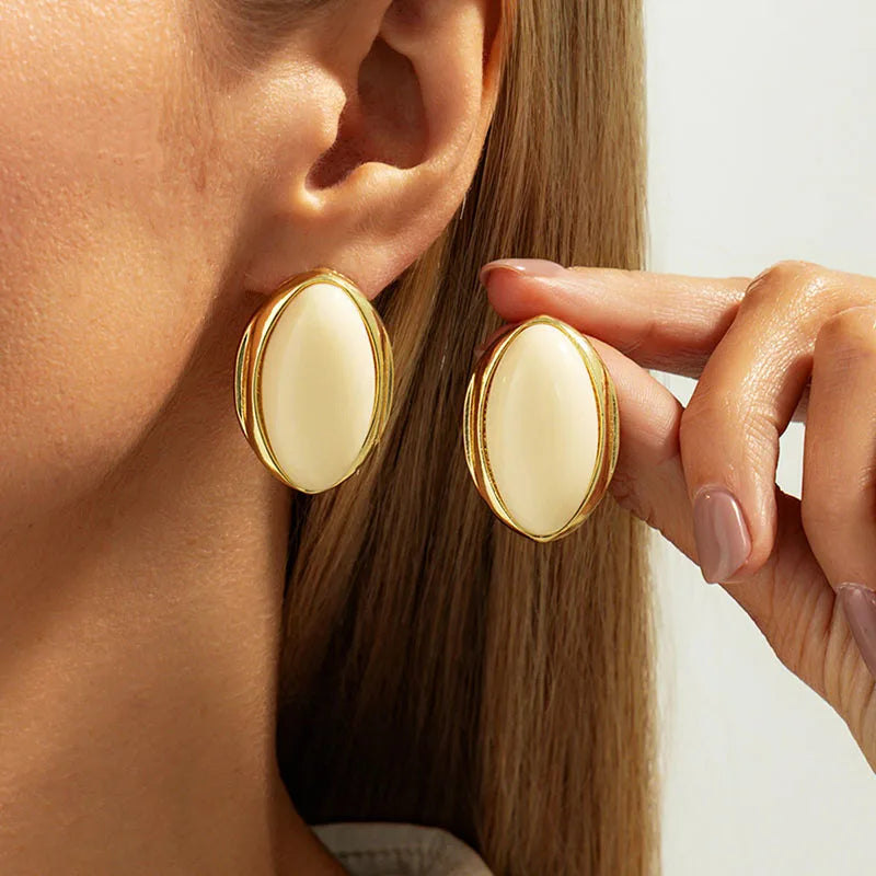 Vintage Resin Acrylic Oval Stud Earrings for Women Trendy Gold Color Geometric Earrings Fashion Jewelry Accessories Gift