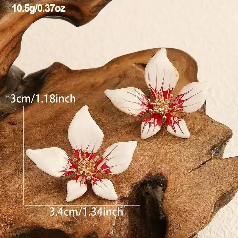 1Pair New Drip Oil Flower Earrings  for Women Elegant Retro Design Jewelry Fashion Statement Earrings For Women Daily Wear