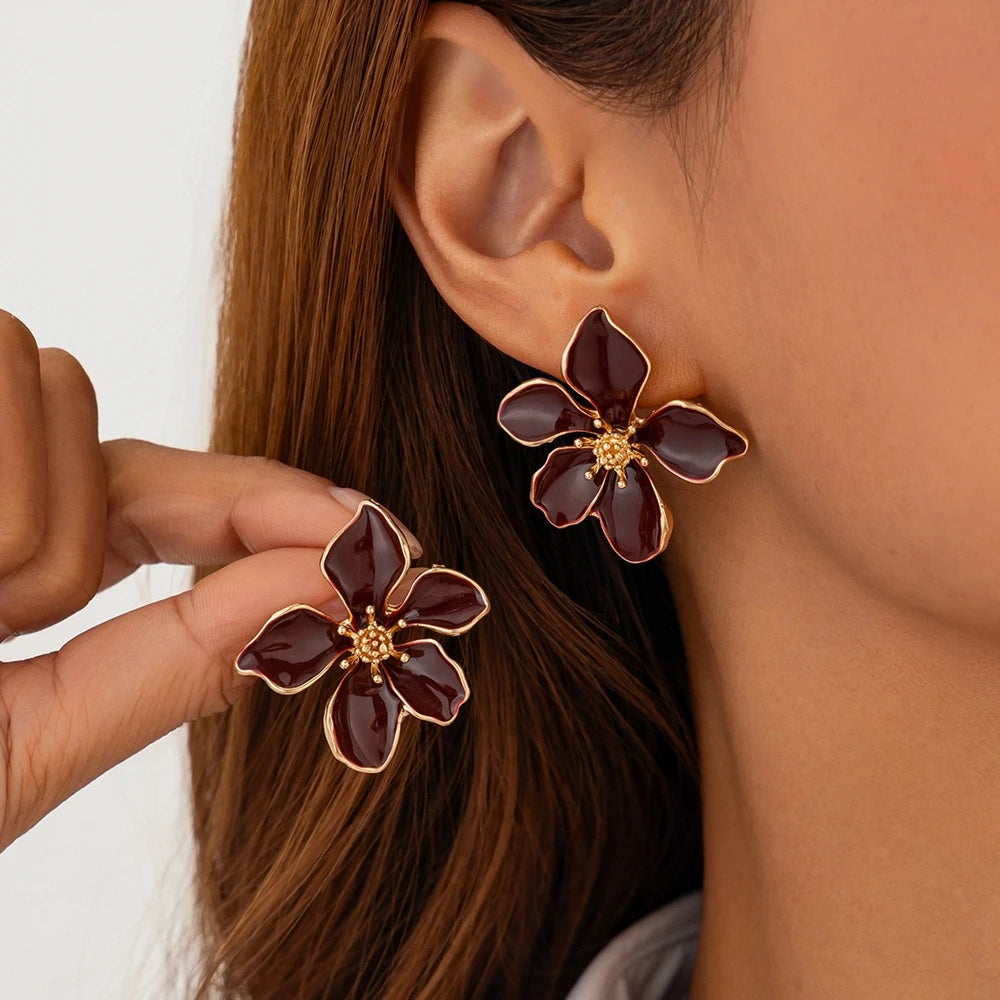 1Pair New Drip Oil Flower Earrings  for Women Elegant Retro Design Jewelry Fashion Statement Earrings For Women Daily Wear