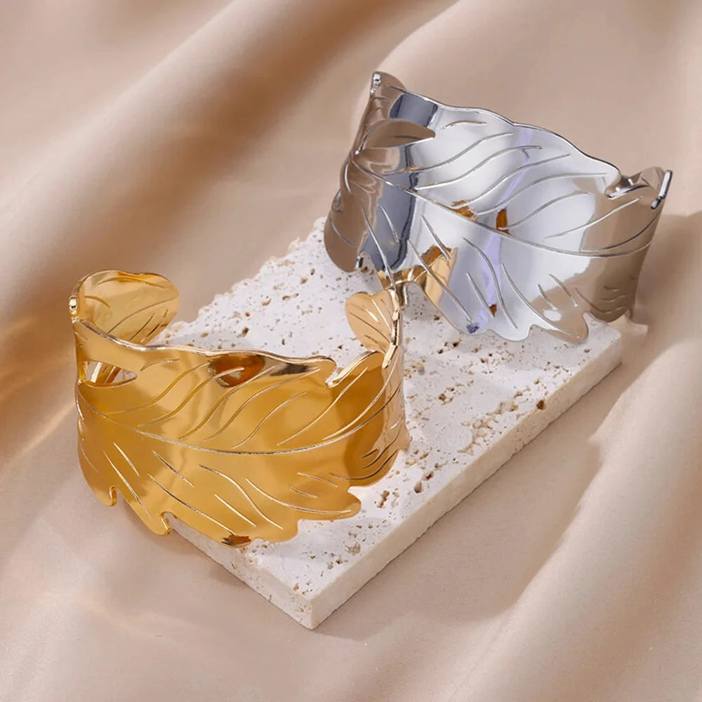 Classic Wrinkle Texture Openning Bangle Bracelet