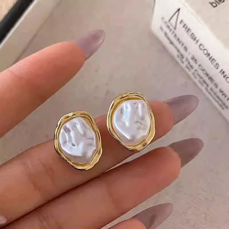 Geometric Irregular Pearl Earrings