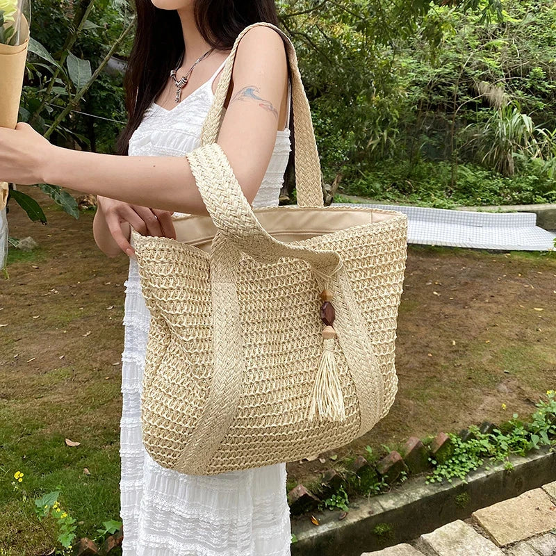 Straw Weave Tote Bag