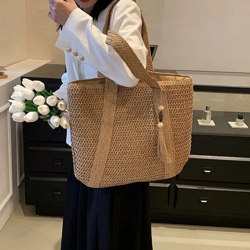 Straw Weave Tote Bag