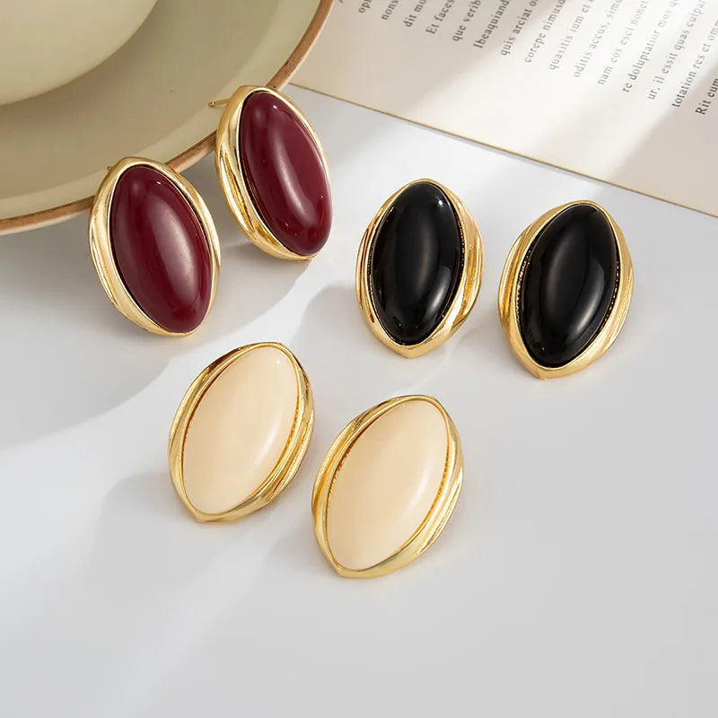 Vintage Resin Acrylic Oval Stud Earrings for Women Trendy Gold Color Geometric Earrings Fashion Jewelry Accessories Gift