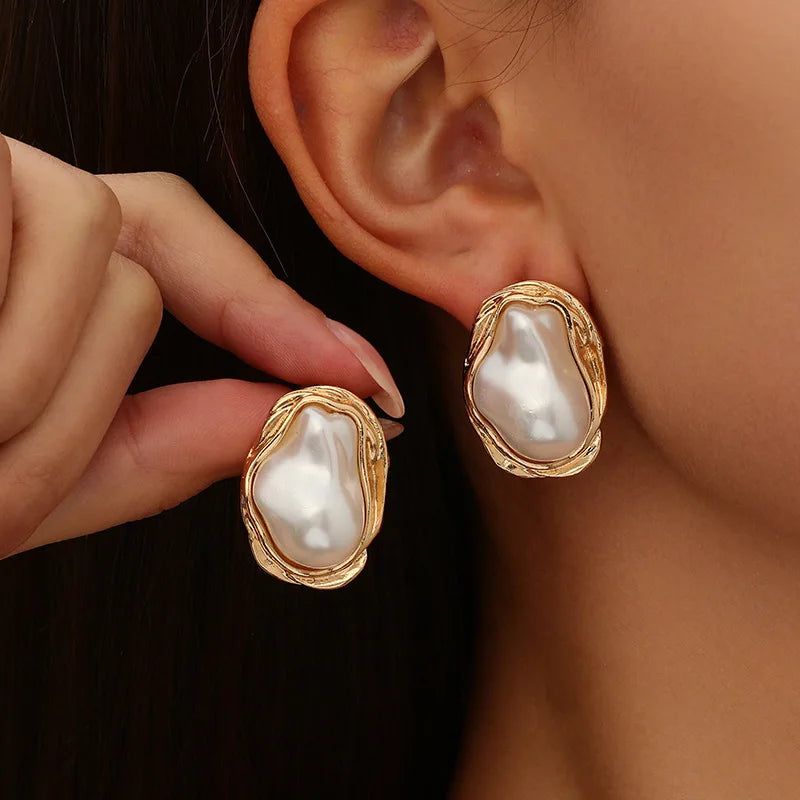 Geometric Irregular Pearl Earrings